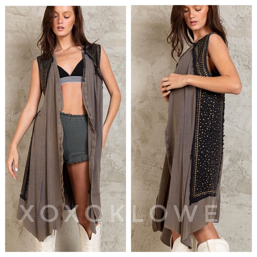 POL Rhinestone Studded Sleeveless Midi Cardigan with Pointed Hem